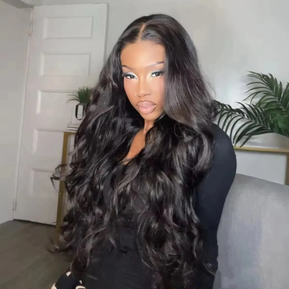 Geeta Full 250% Density Loose Body Wave Human Hair Wigs 13x4 Ocean Wave Lace Front Wigs with Curtain Bangs
