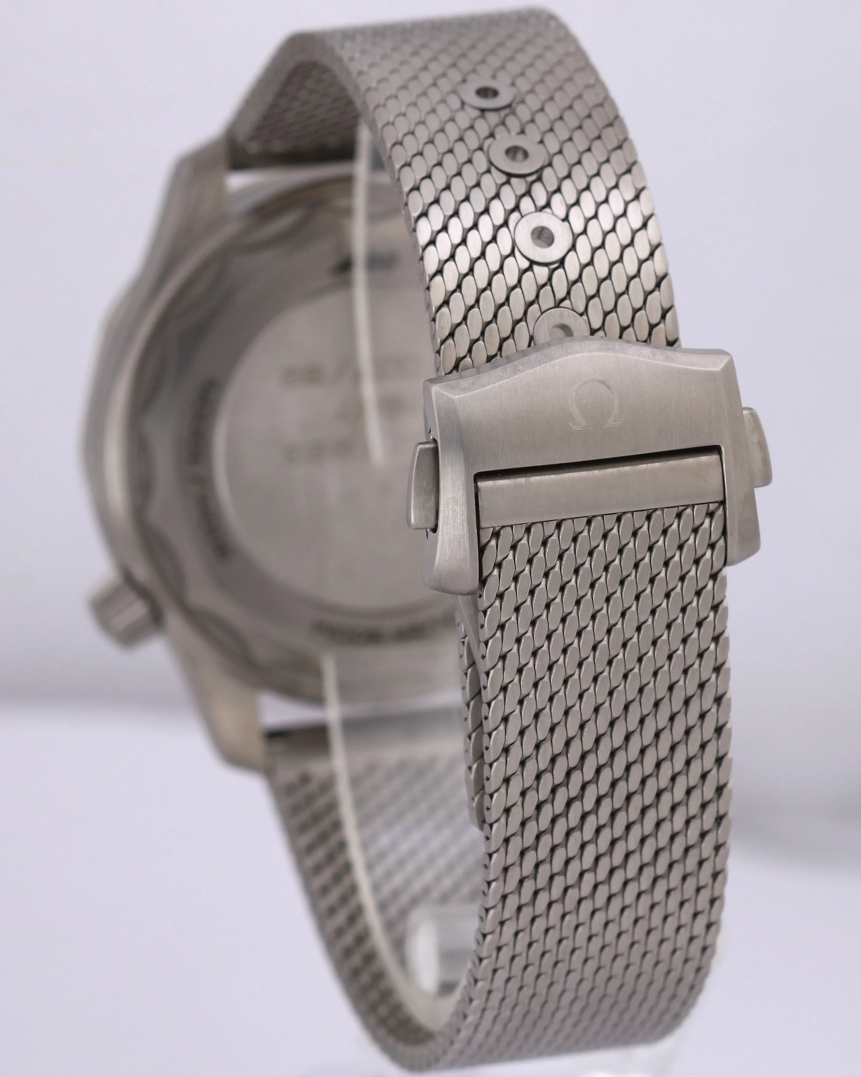 MINT PAPERS Omega Seamaster NO TIME TO DIE 42mm Titanium 210.90.42.20.01.001 BOX