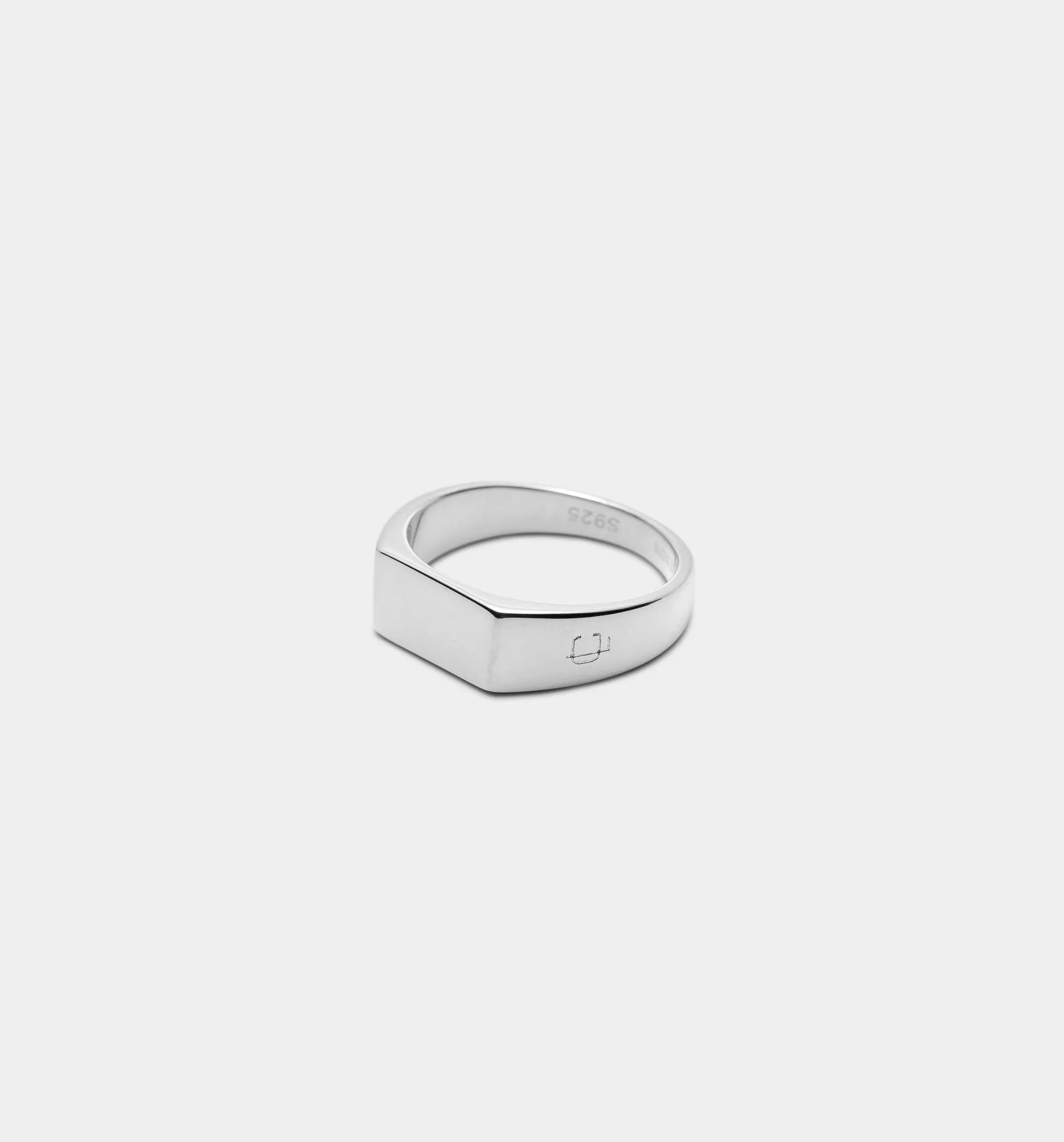 Stockholm Signet Ring