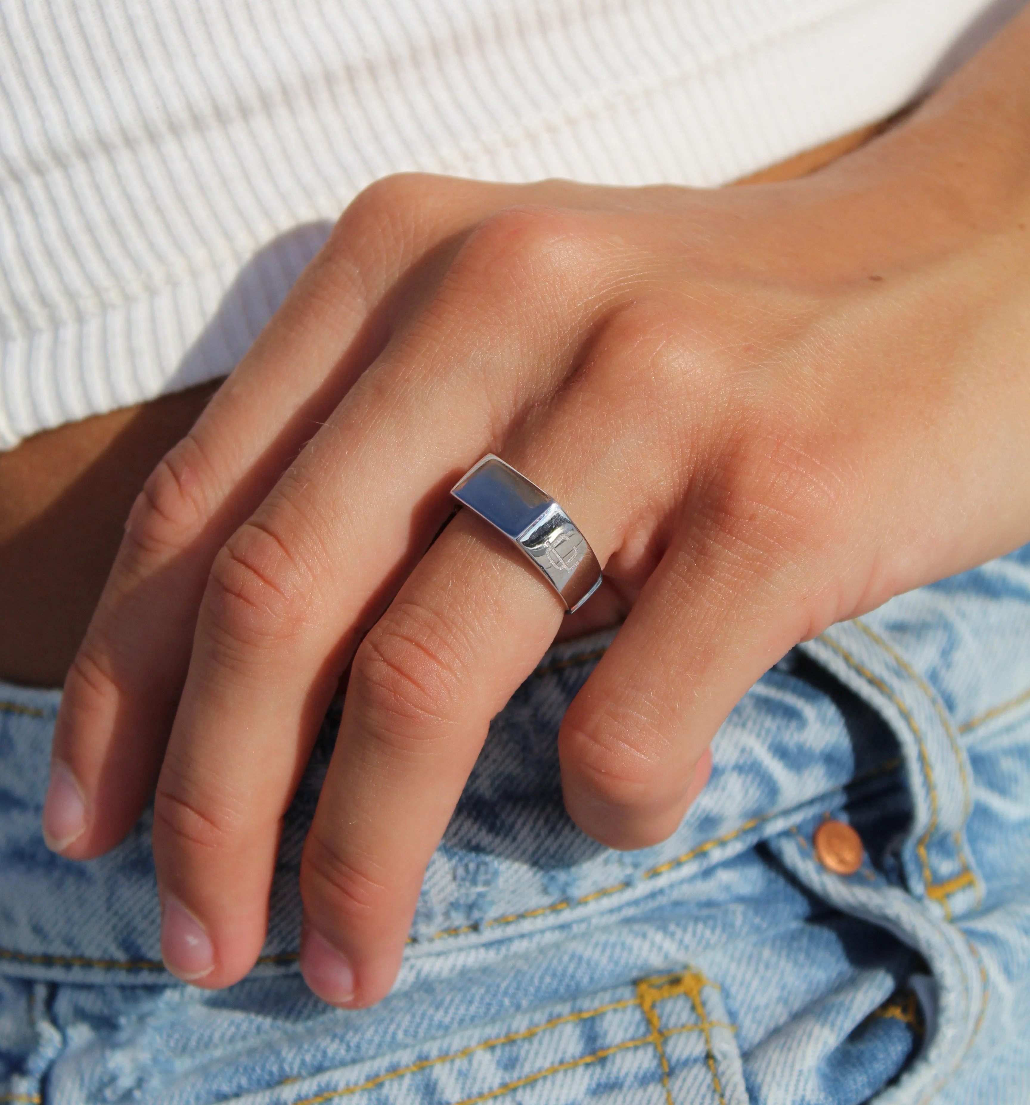 Stockholm Signet Ring