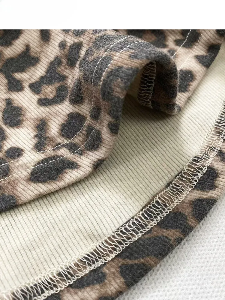 Y2K Gyaru Coffee Leopard Off-the-shoulder Neckline Vintage Glamorous Top with a Scarf